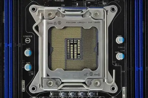 Placas X79, baratas pero recurribles socket_2011-intel-xeon